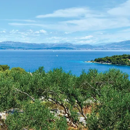 Apartman Lovely In With View Nečujam