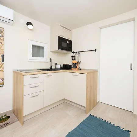 1 Bedroom In * Nečujam