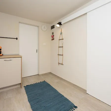 1 Bedroom In Nečujam